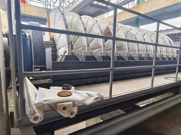 Vakuuma diska filtrs