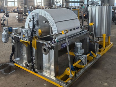 Rotējošā vakuuma filtra priekšrocības netīrumu apstrādē vides aizsardzības nozarē